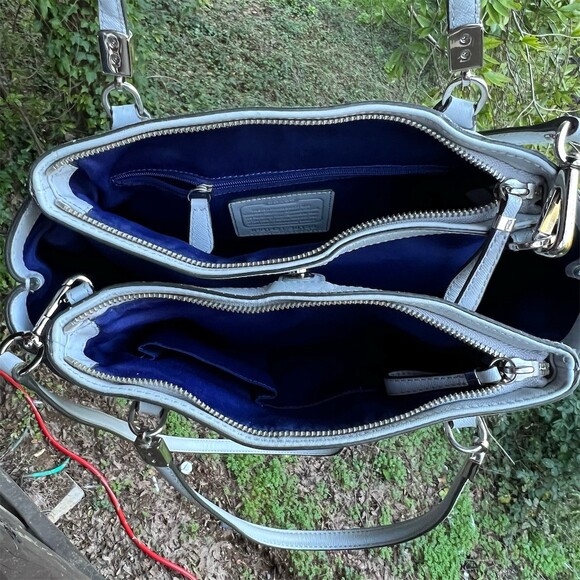 COACH Shoulder Bag Tote Satchel Carryall Women’s Light Blue w Silver Hardware - Picture 10 of 13